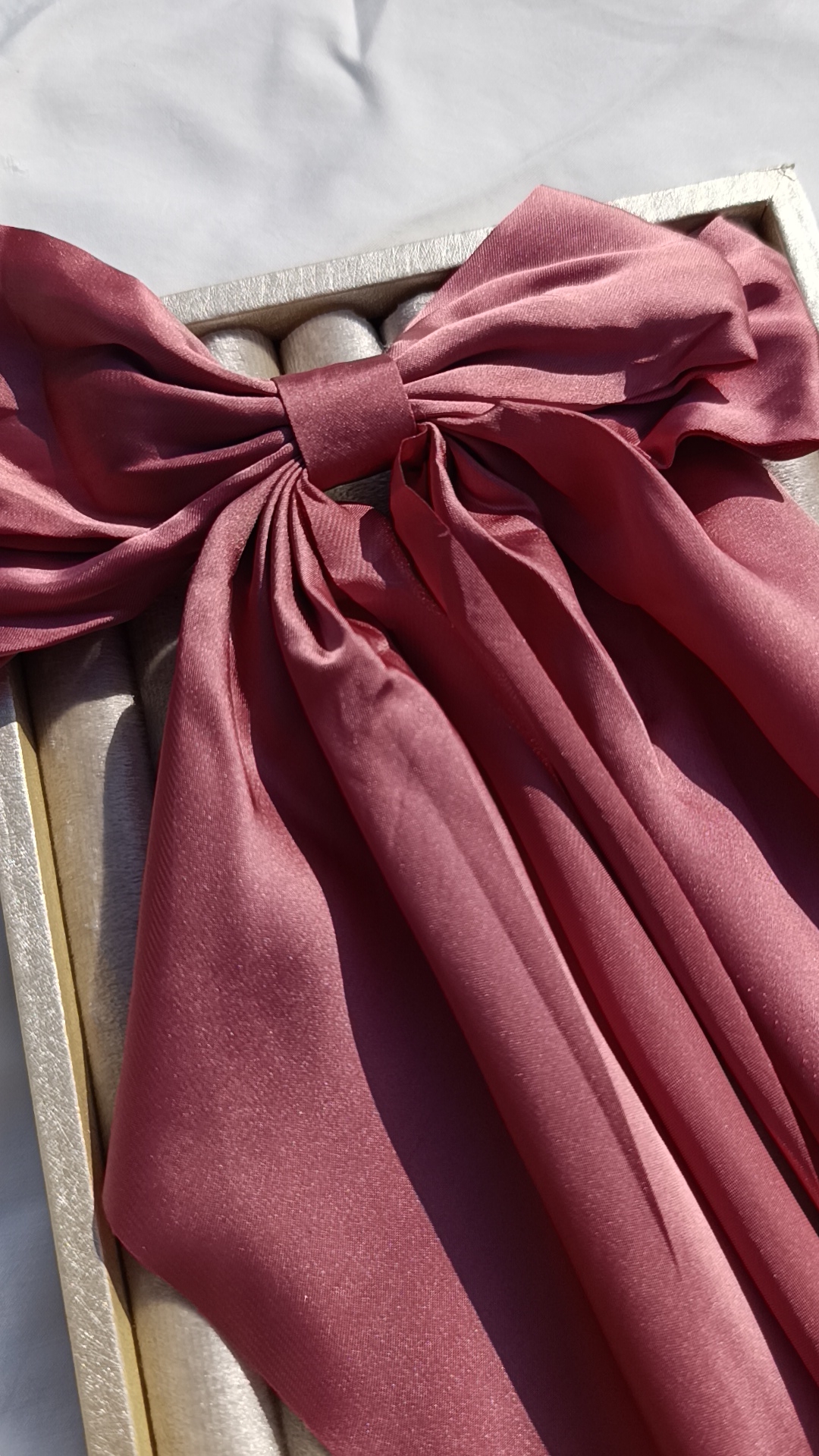 The Dusty Rose Romantic Bow - Image 2