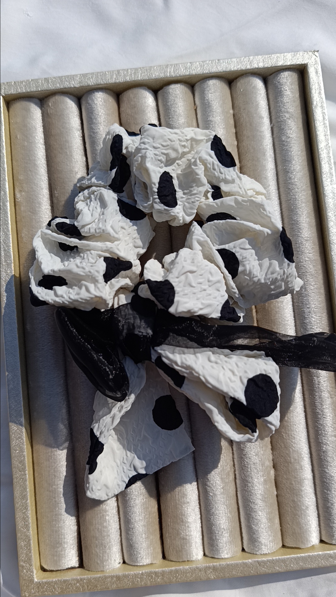 Textured Polka Dot Bow Scrunchie (Black & White)