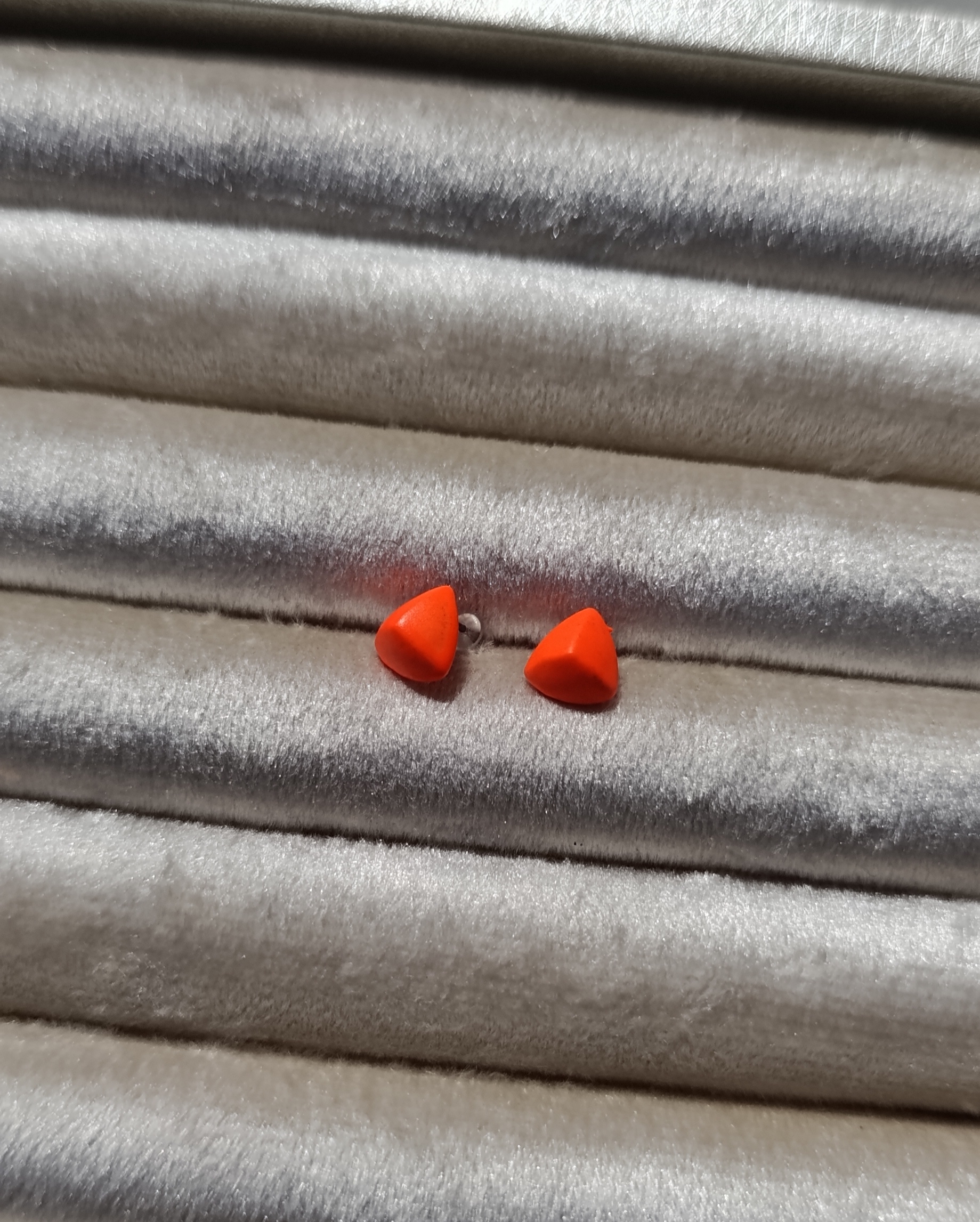 Neon Geometric Tetrahedrons