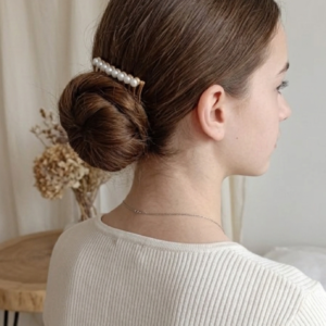 Classic Pearl Bridal Comb