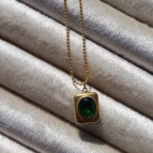 Emerald Green Oval Cabochon Necklace