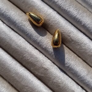 Ribbed Golden Teardrop Studs