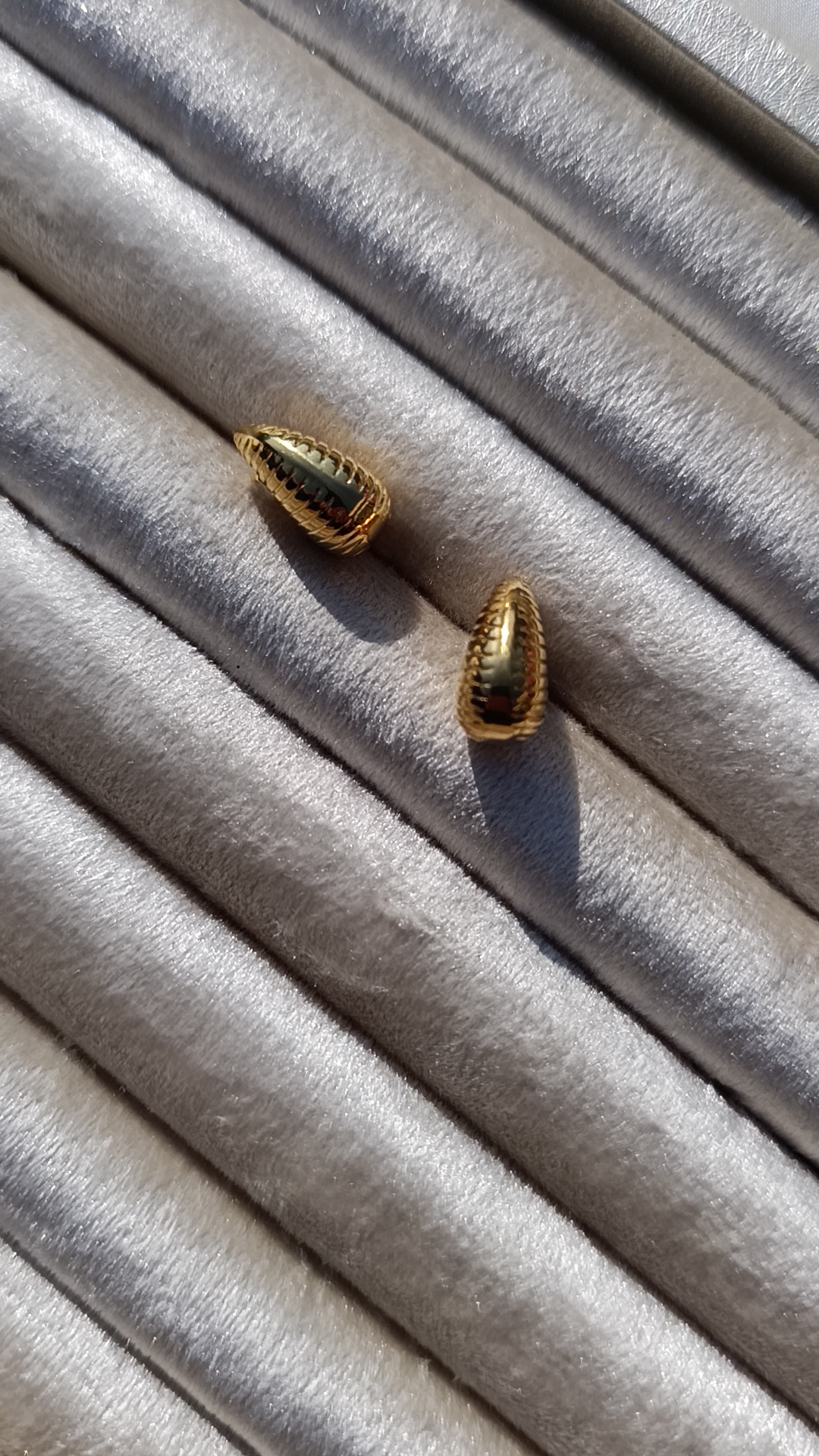 Ribbed Golden Teardrop Studs