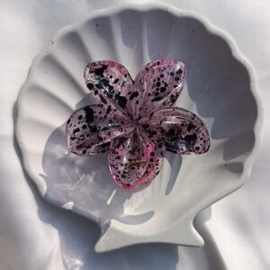 Dalmatian Noir Floral Claw